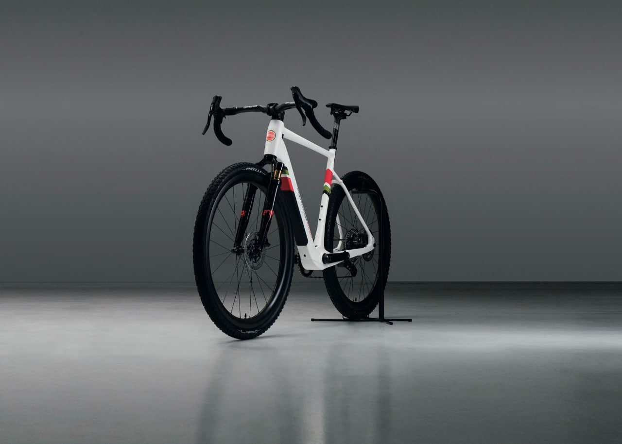 Lucky Explorer Project: (non solo moto) arrivano le e-bike enduro e gravel